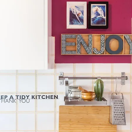 Blue Buddha House 2*