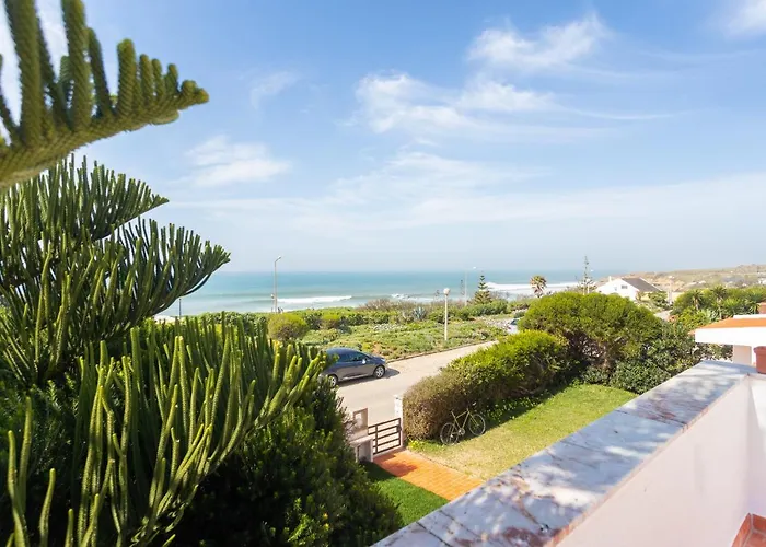 Blue Buddha House 2* Ericeira